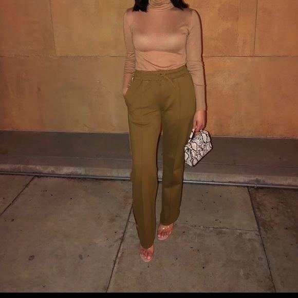 Zara high neck nude top - Picture 2 of 6